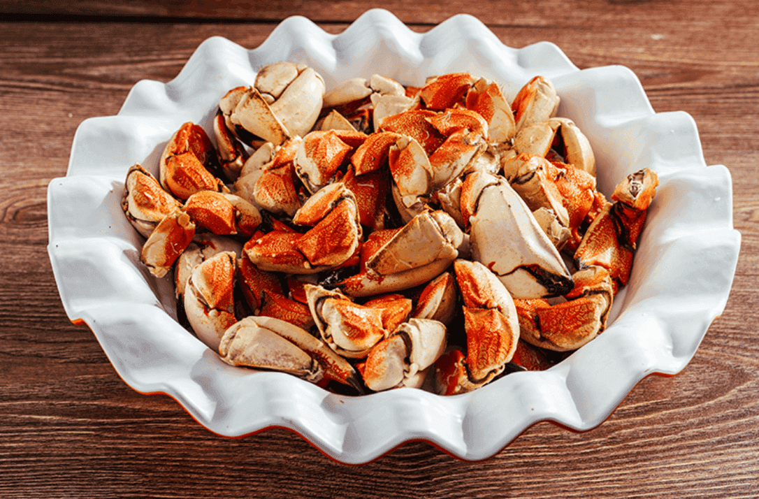 Chilled Stone Crab Claws recipe served on a plate, by Umi Sushi & Seafood Buffet Chilled Stone Crab Claws recipe served on a plate, by Umi Sushi & Seafood Buffet