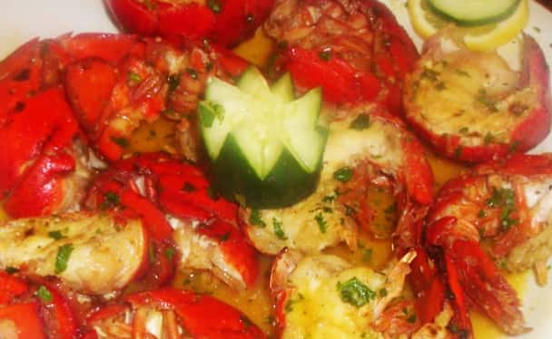 Camarones recipe served on a plate, by La Fe