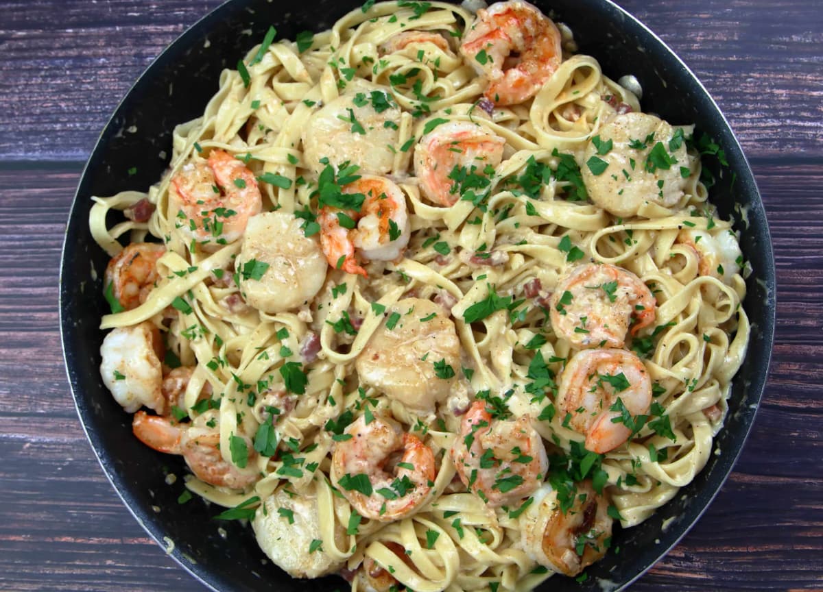 Seafood Linguine