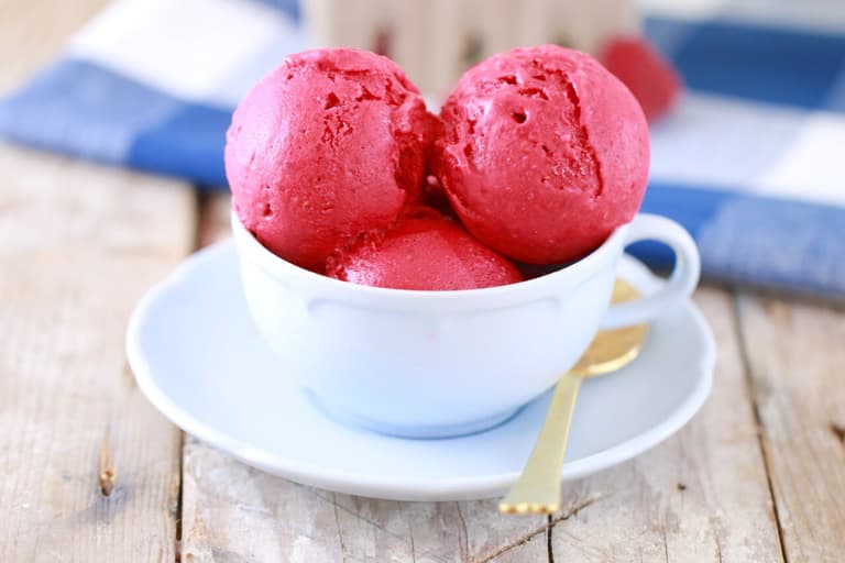 HOUSE-MADE SORBET