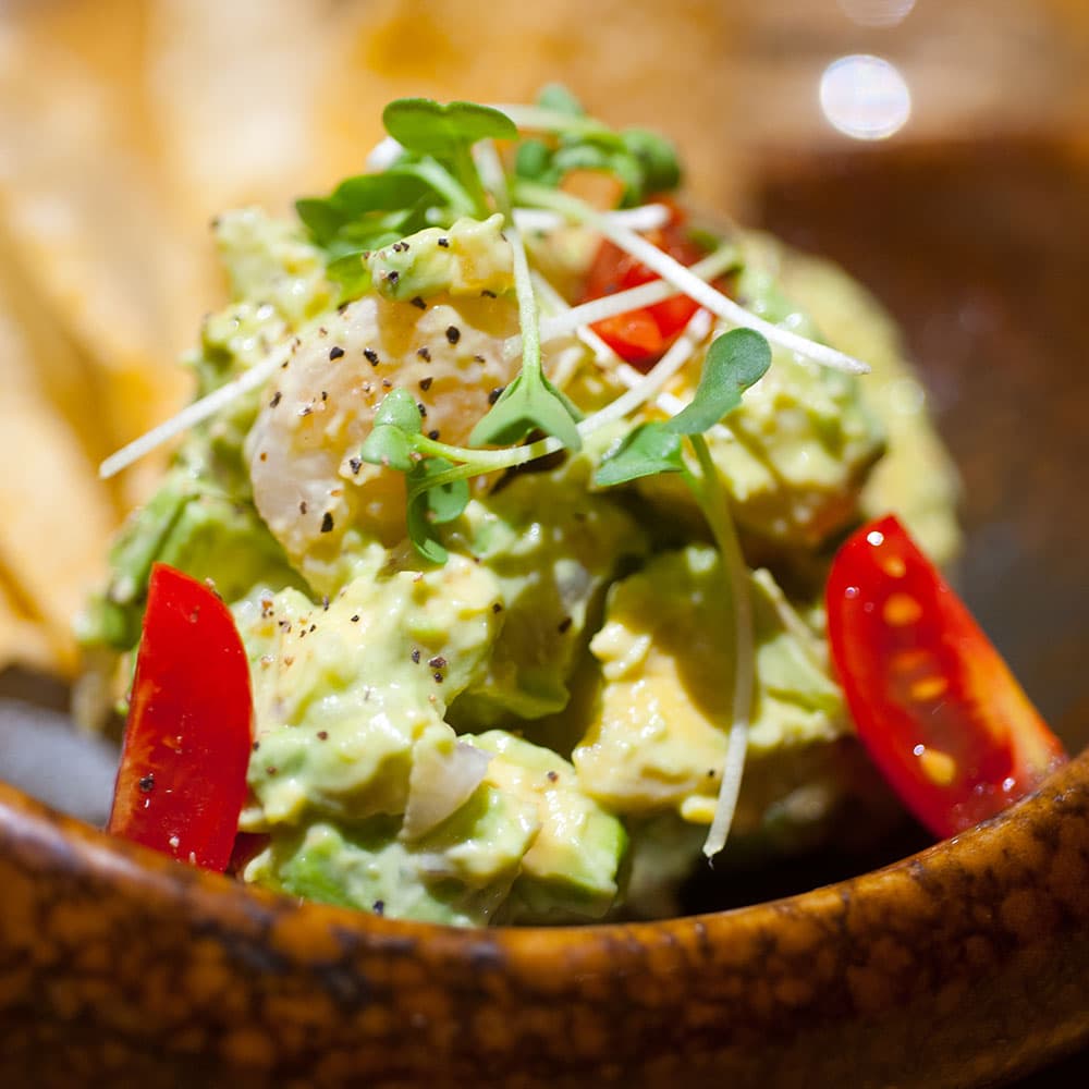 Avocado and Shrimps Salad