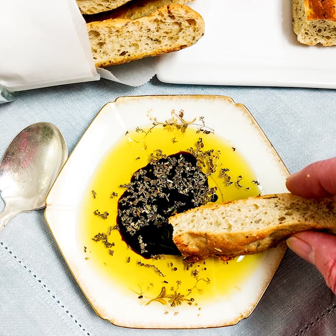 SLICED BAGUETTE OR HOUSE-MADE FOCACCIA BREAD