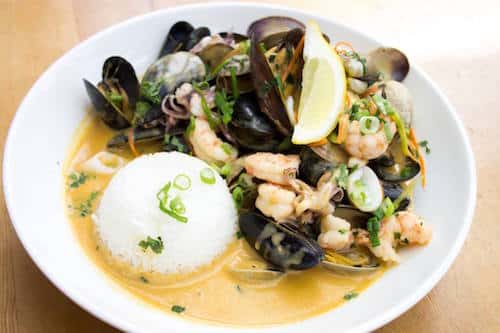 GF Fresh Shellfish Bowl recipe served on a plate, by Finns Victoria GF Fresh Shellfish Bowl recipe served on a plate, by Finns Victoria