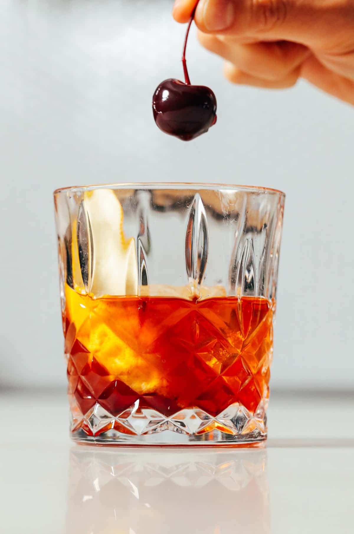 Old Fashioned recipe served in a glass, by Finns Victoria Old Fashioned recipe served in a glass, by Finns Victoria