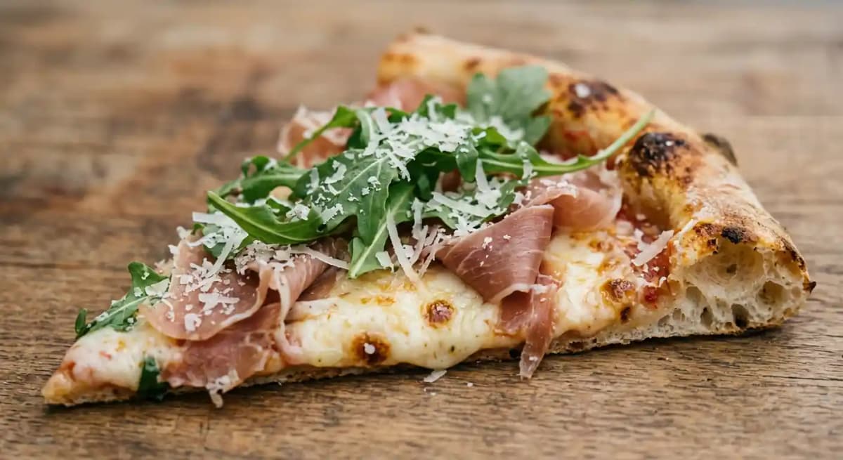 Prosciutto pizza